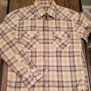 Men’s Small American Eagle shirt